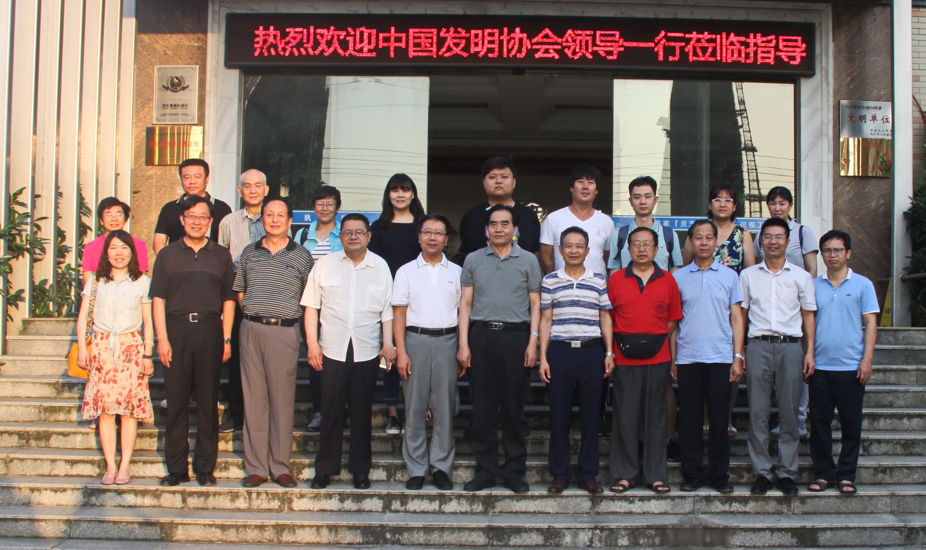 中國(guó)靈芝十大品牌|仙客來(lái)靈芝|仙客來(lái)靈芝破壁孢子粉|仙客來(lái)孢子油|仙客來(lái)靈芝飲片|仙客來(lái)破壁孢子粉|仙客來(lái)靈芝中藥飲片|馳名商標(biāo)|m.yuayua.cn|