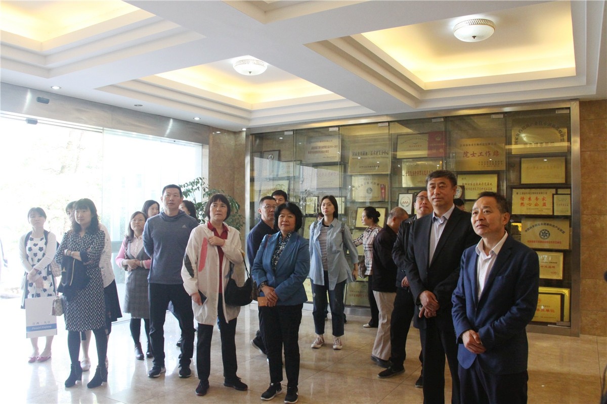 中國(guó)靈芝十大品牌|仙客來(lái)靈芝|仙客來(lái)靈芝破壁孢子粉|仙客來(lái)孢子油|仙客來(lái)靈芝飲片|仙客來(lái)破壁孢子粉|仙客來(lái)靈芝中藥飲片|馳名商標(biāo)|m.yuayua.cn|