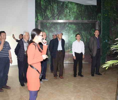 九江縣離退休老干部蒞臨仙客來公司視察